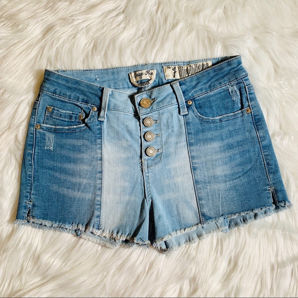 Dual Colored 70’s Inspired Jean Shorts